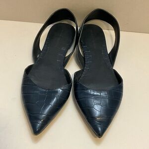 ZARA Basic Collection Navy Flat 39